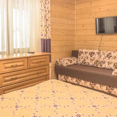 Садиба Данищуків Jaktstuga Verchovyna